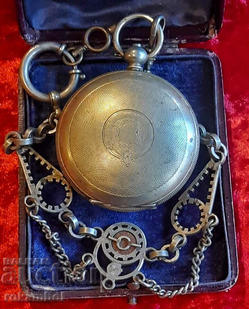 Ceas de buzunar otoman cu carcasă și cheie cu preț € 550.00 | 1075.71 BGN