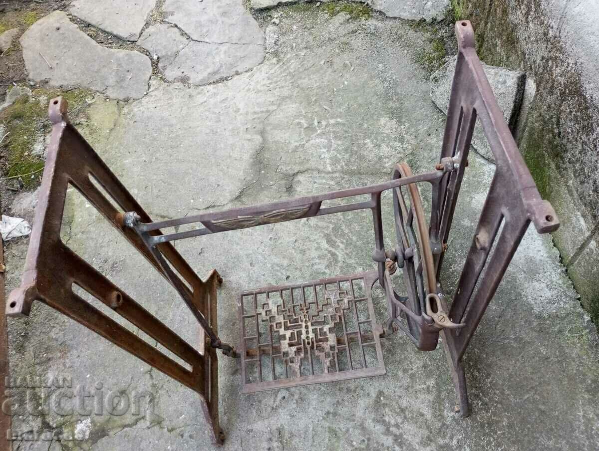 Sewing machine feet Sewing machine feet