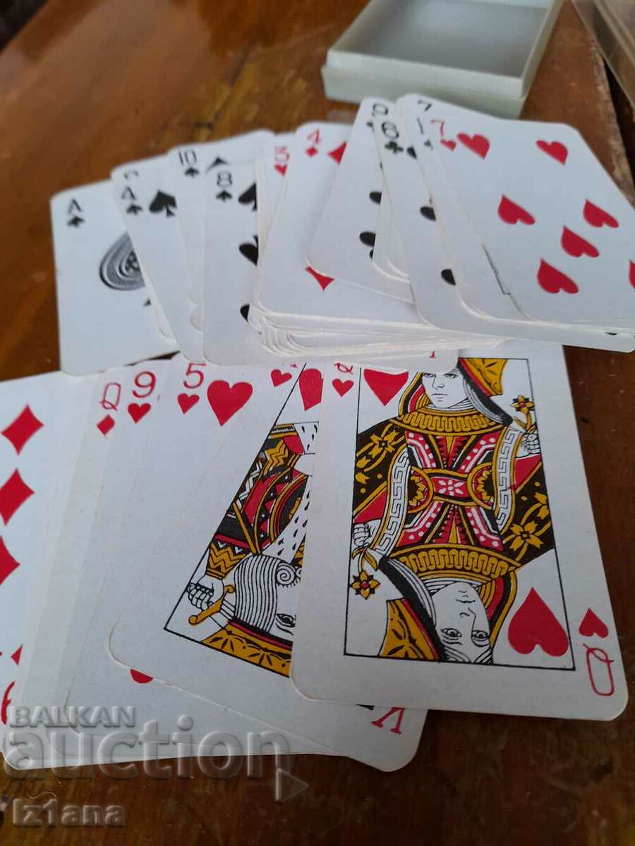 Delivery of Metro playing cards Delivery of Metro playing cards