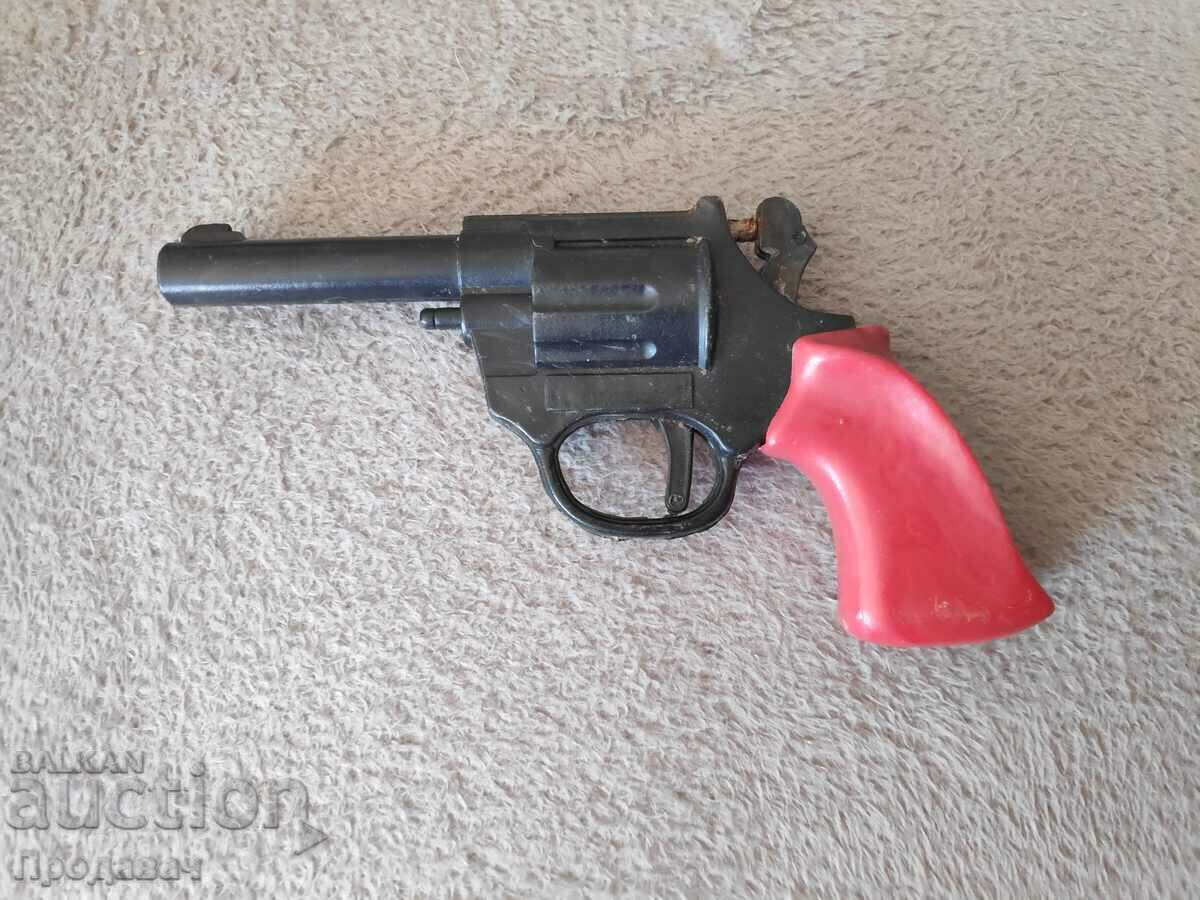 A gun