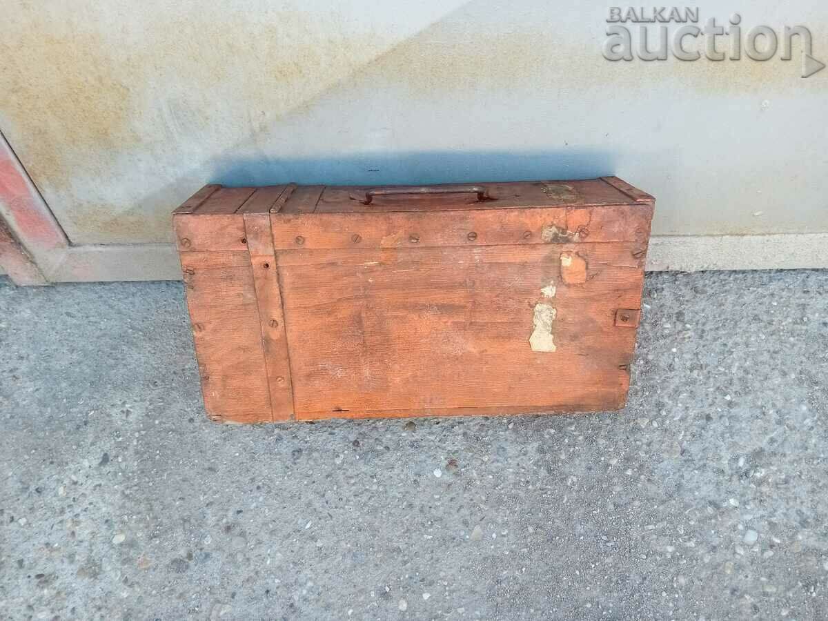 Delivery of Maxim MG08/15 box for cartridge tape 250 pcs. WW1 WWI