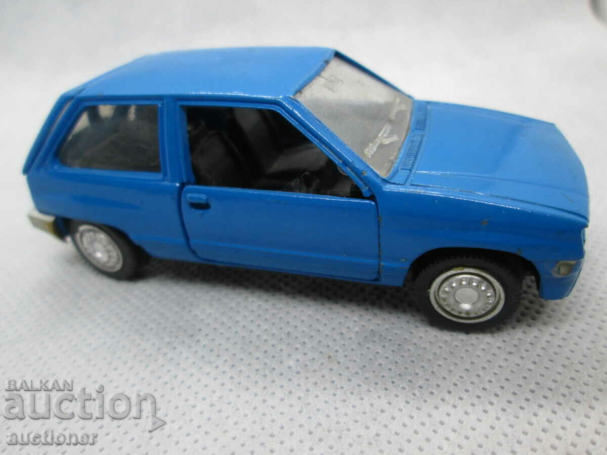 Auction GAMA- OPEL CORSA-SR 1:43 made in west germany Auction GAMA- OPEL CORSA-SR 1:43 made in west germany