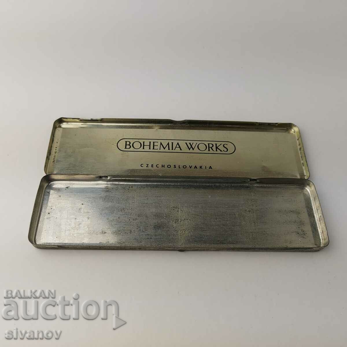 Cutie Metal Veche BOHEMIA Lucrari Toison D`sau COLORAMA #5498 cu preț 19.99 BGN | € 10.22 Cutie Metal Veche BOHEMIA Lucrari Toison D`sau COLORAMA #5498 cu preț 19.99 BGN | € 10.22