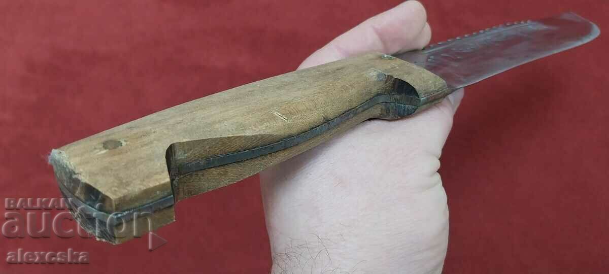 Delivery of Butcher knife Delivery of Butcher knife