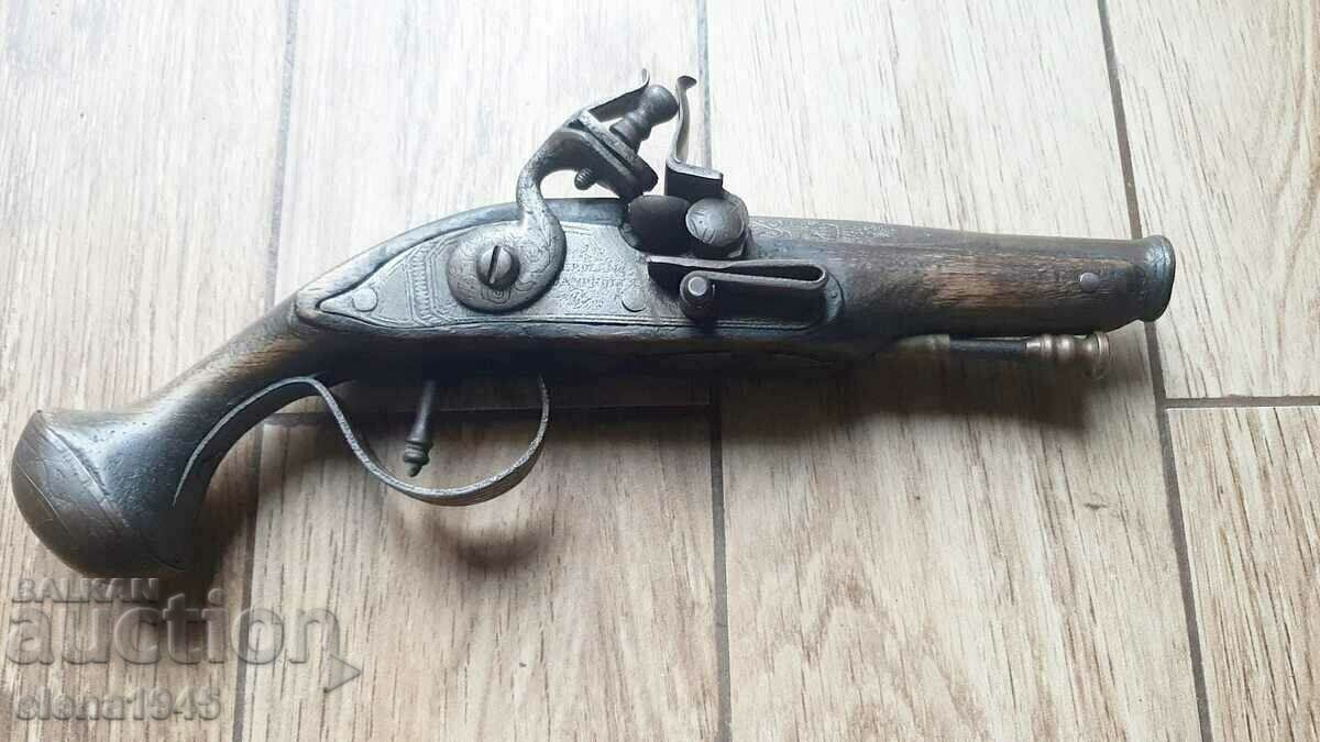 Antique gun