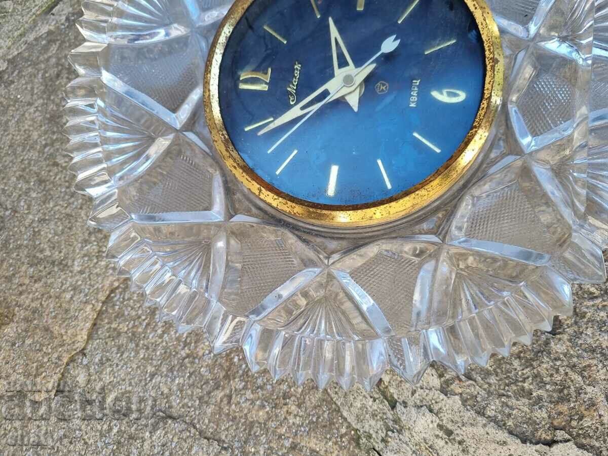 Δημοπρασία Ρωσικό ρολόι. Πρωτότυπο Δημοπρασία Ρωσικό ρολόι. Πρωτότυπο