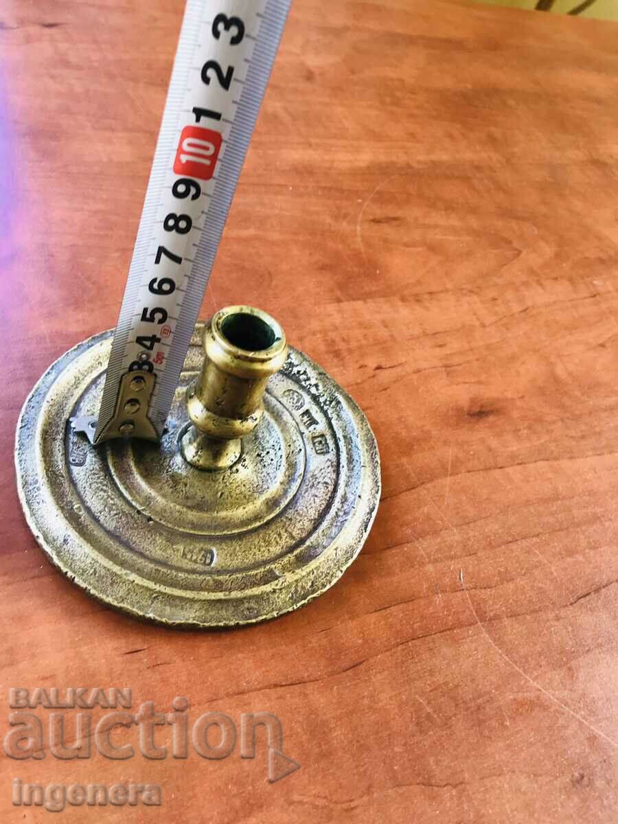 CANDLESTICK MASSIVE AND HEAVY BRASS BRONZE ORNAMENTS- 710 GR. with price 18.00 BGN | € 9.20 CANDLESTICK MASSIVE AND HEAVY BRASS BRONZE ORNAMENTS- 710 GR. with price 18.00 BGN | € 9.20
