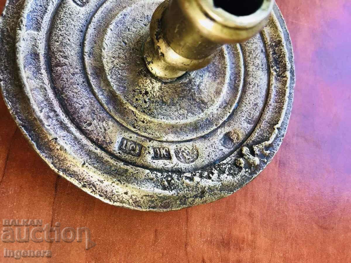Auction CANDLESTICK MASSIVE AND HEAVY BRASS BRONZE ORNAMENTS- 710 GR. Auction CANDLESTICK MASSIVE AND HEAVY BRASS BRONZE ORNAMENTS- 710 GR.