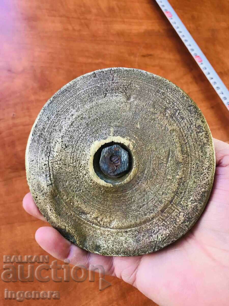 CANDLESTICK MASSIVE AND HEAVY BRASS BRONZE ORNAMENTS- 710 GR. - 5 CANDLESTICK MASSIVE AND HEAVY BRASS BRONZE ORNAMENTS- 710 GR. - 5