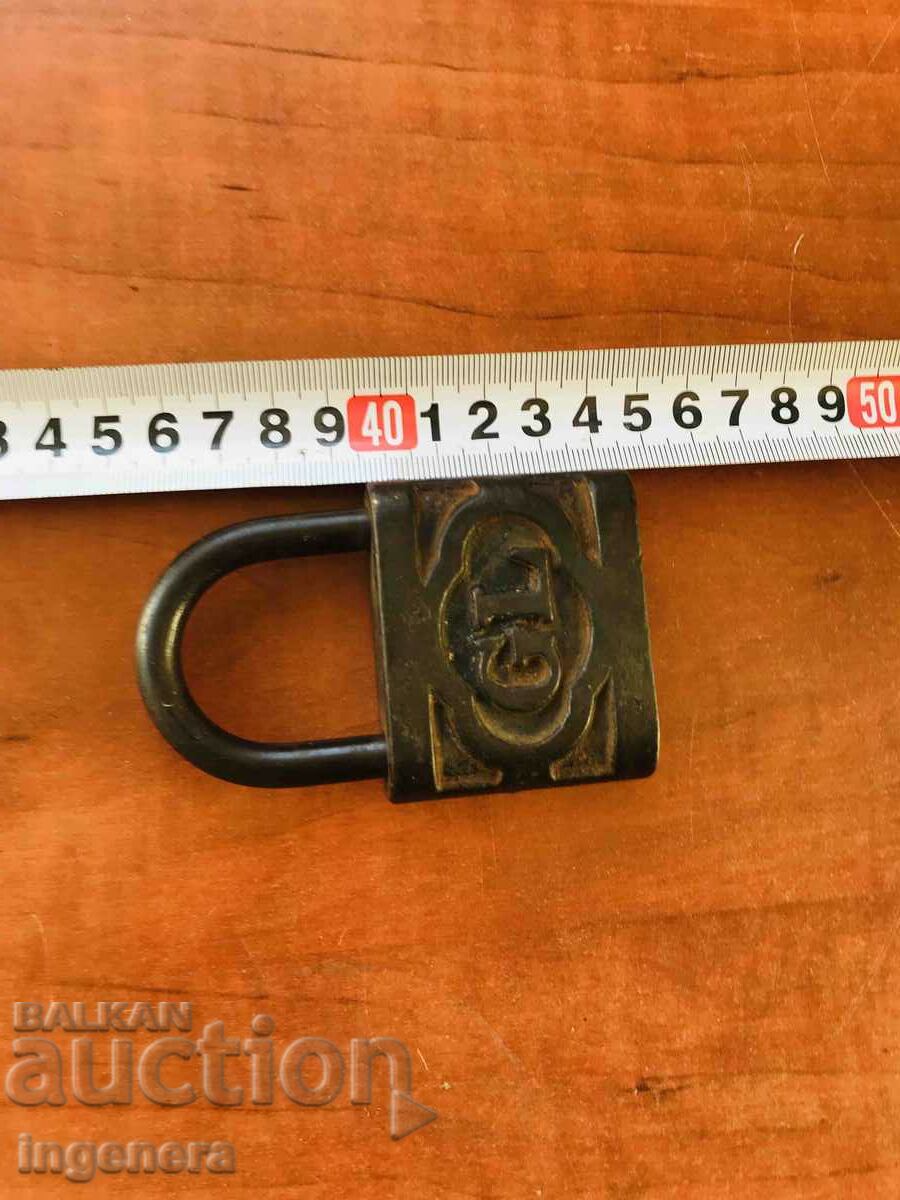 PADLOCK MASSIVE AND HEAVY FOR COLLECTION WITHOUT KEY with price 5.00 BGN | € 2.56 PADLOCK MASSIVE AND HEAVY FOR COLLECTION WITHOUT KEY with price 5.00 BGN | € 2.56