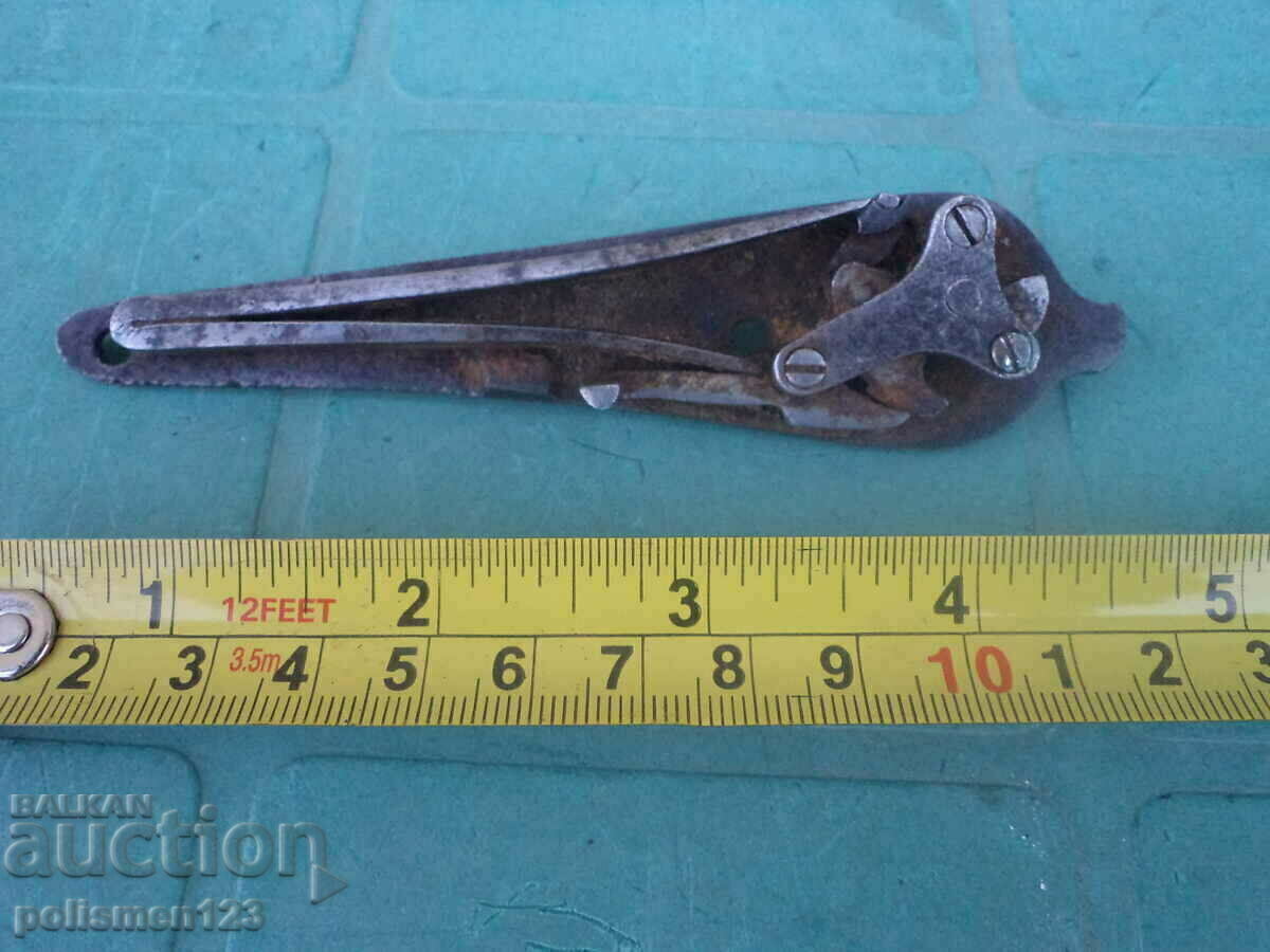 Auction For a shotgun Auction For a shotgun