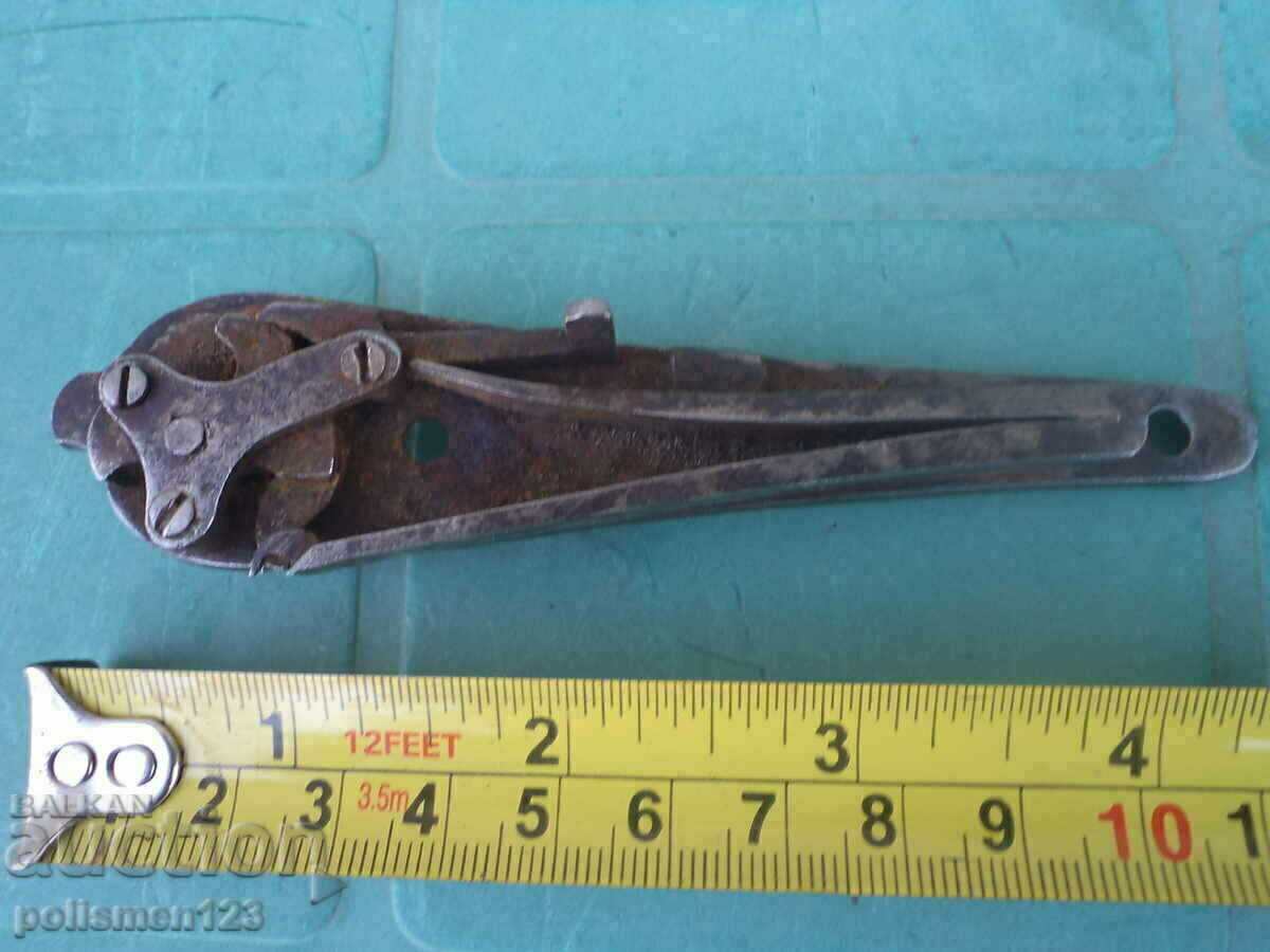 For a shotgun with price € 25.00 | 48.90 BGN