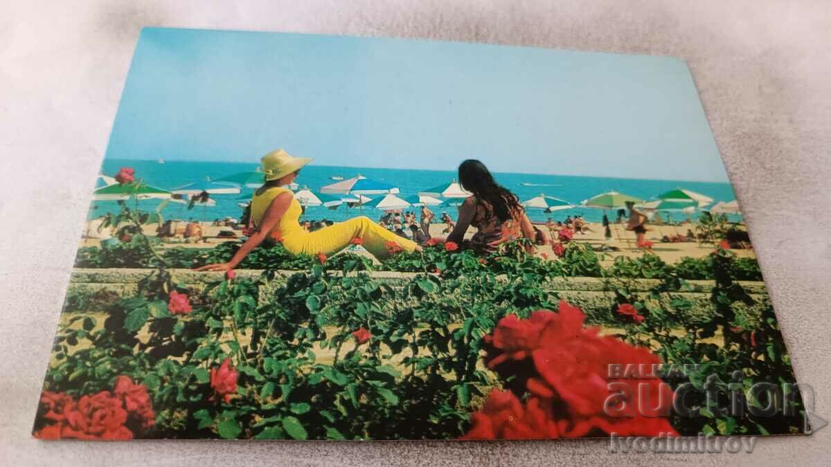Carte poștală Nisipuri de aur Pe plajă 1976