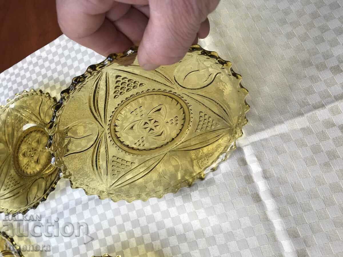 PLATE PLATE FOR CAKE OF SOCA ENGRAVED COLORED GLASS-4 PCS. with price 18.00 BGN | € 9.20 PLATE PLATE FOR CAKE OF SOCA ENGRAVED COLORED GLASS-4 PCS. with price 18.00 BGN | € 9.20