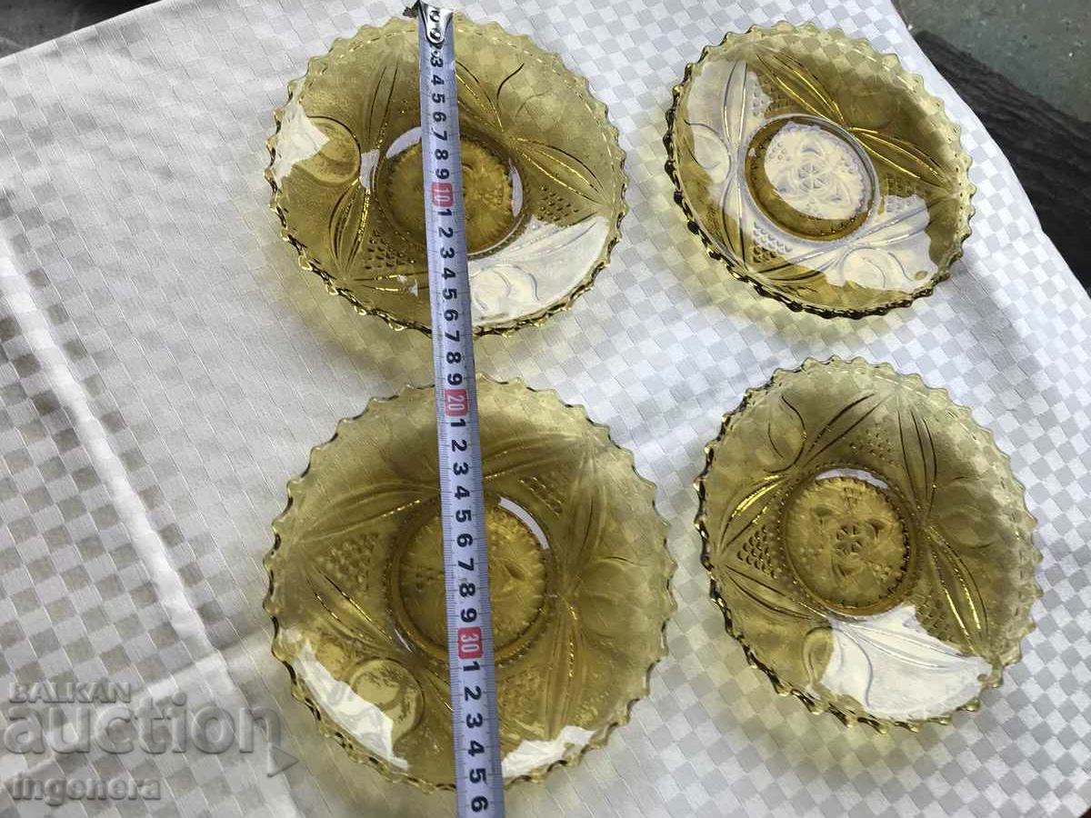 Delivery of PLATE PLATE FOR CAKE OF SOCA ENGRAVED COLORED GLASS-4 PCS. Delivery of PLATE PLATE FOR CAKE OF SOCA ENGRAVED COLORED GLASS-4 PCS.