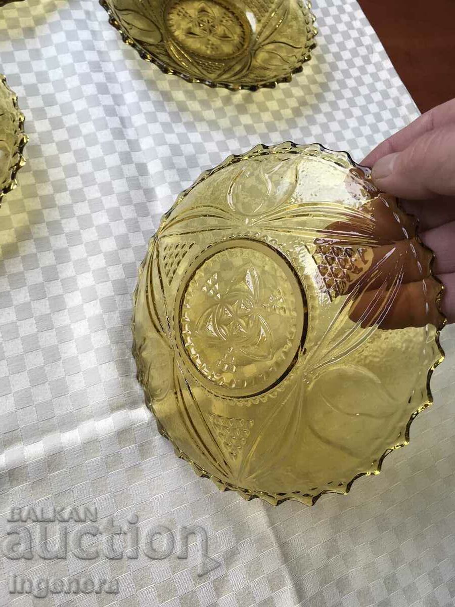 PLATE PLATE FOR CAKE OF SOCA ENGRAVED COLORED GLASS-4 PCS. - 5 PLATE PLATE FOR CAKE OF SOCA ENGRAVED COLORED GLASS-4 PCS. - 5