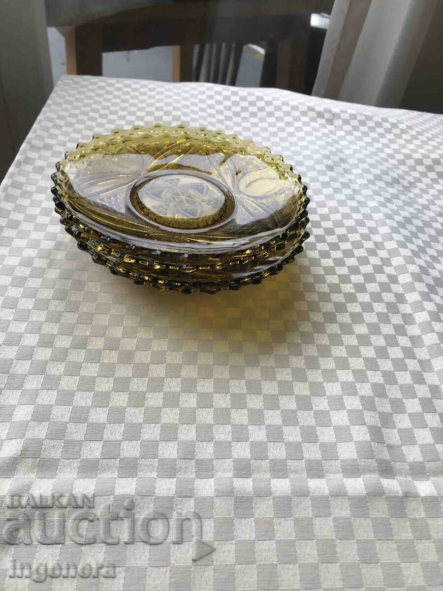 PLATE PLATE FOR CAKE OF SOCA ENGRAVED COLORED GLASS-4 PCS. - 6 PLATE PLATE FOR CAKE OF SOCA ENGRAVED COLORED GLASS-4 PCS. - 6