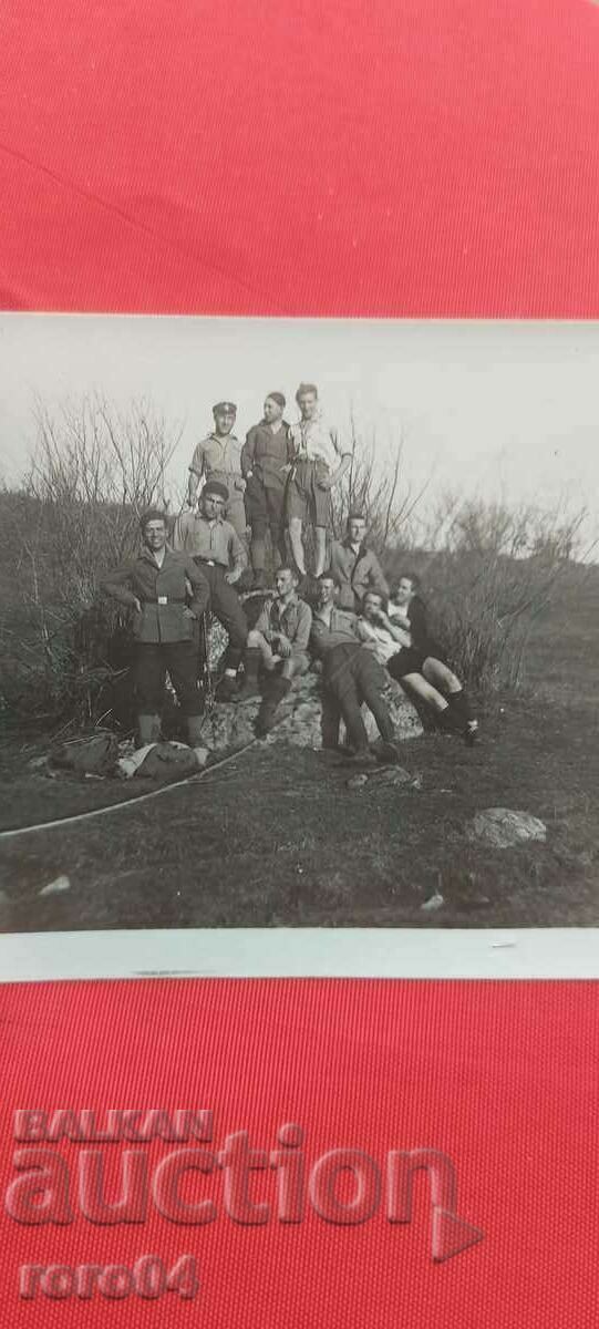 VITOSHA - ΟΙ ΧΡΥΣΕΣ ΓΕΦΥΦΙΕΣ - 1930 - 5