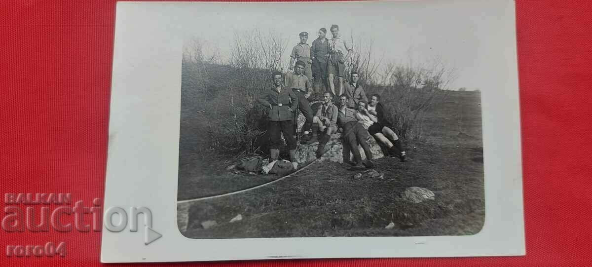 VITOSHA - ΟΙ ΧΡΥΣΕΣ ΓΕΦΥΦΙΕΣ - 1930