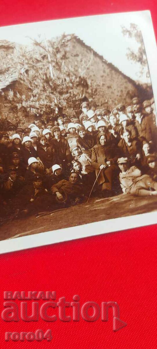 МАНАСТИР - УЧЕНИЦИ с цена 15.00 лв. | € 7.67 МАНАСТИР - УЧЕНИЦИ с цена 15.00 лв. | € 7.67