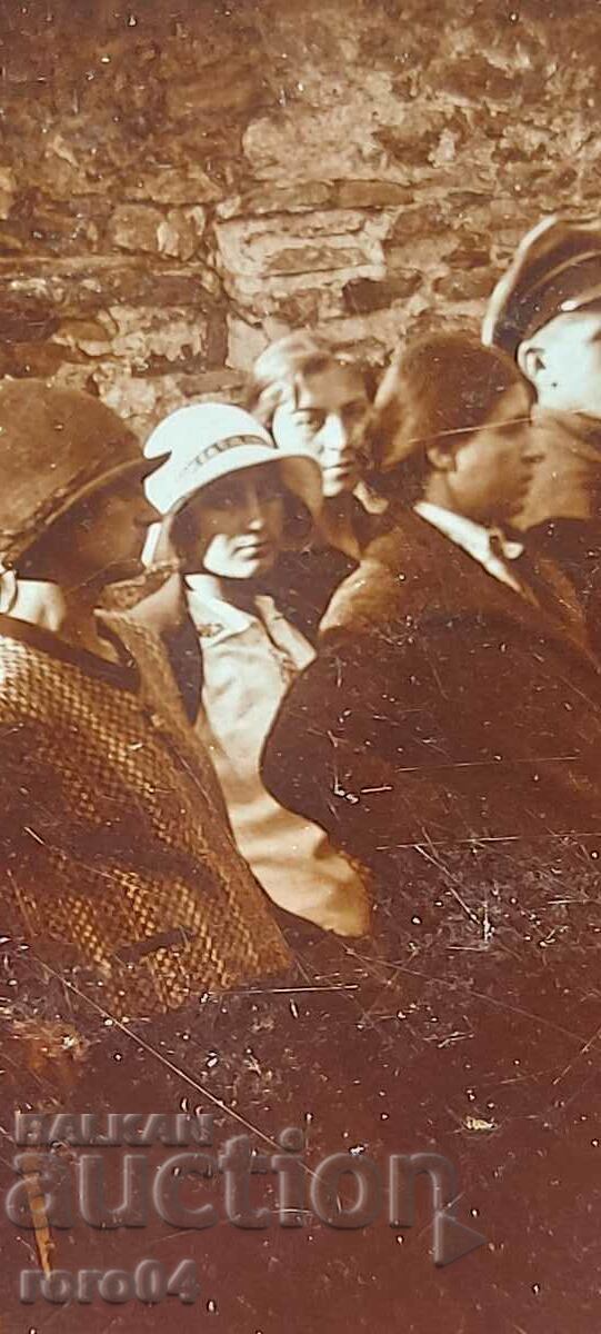 Доставка на МАНАСТИР - УЧЕНИЦИ Доставка на МАНАСТИР - УЧЕНИЦИ