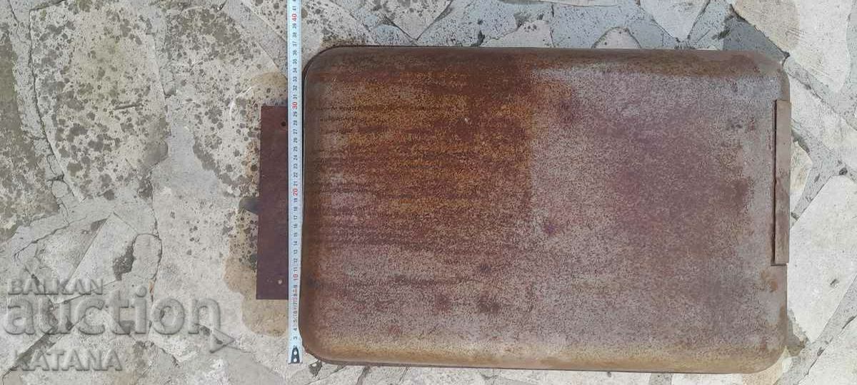 Tank from an old oil stove with price 20.00 BGN | € 10.23 Tank from an old oil stove with price 20.00 BGN | € 10.23