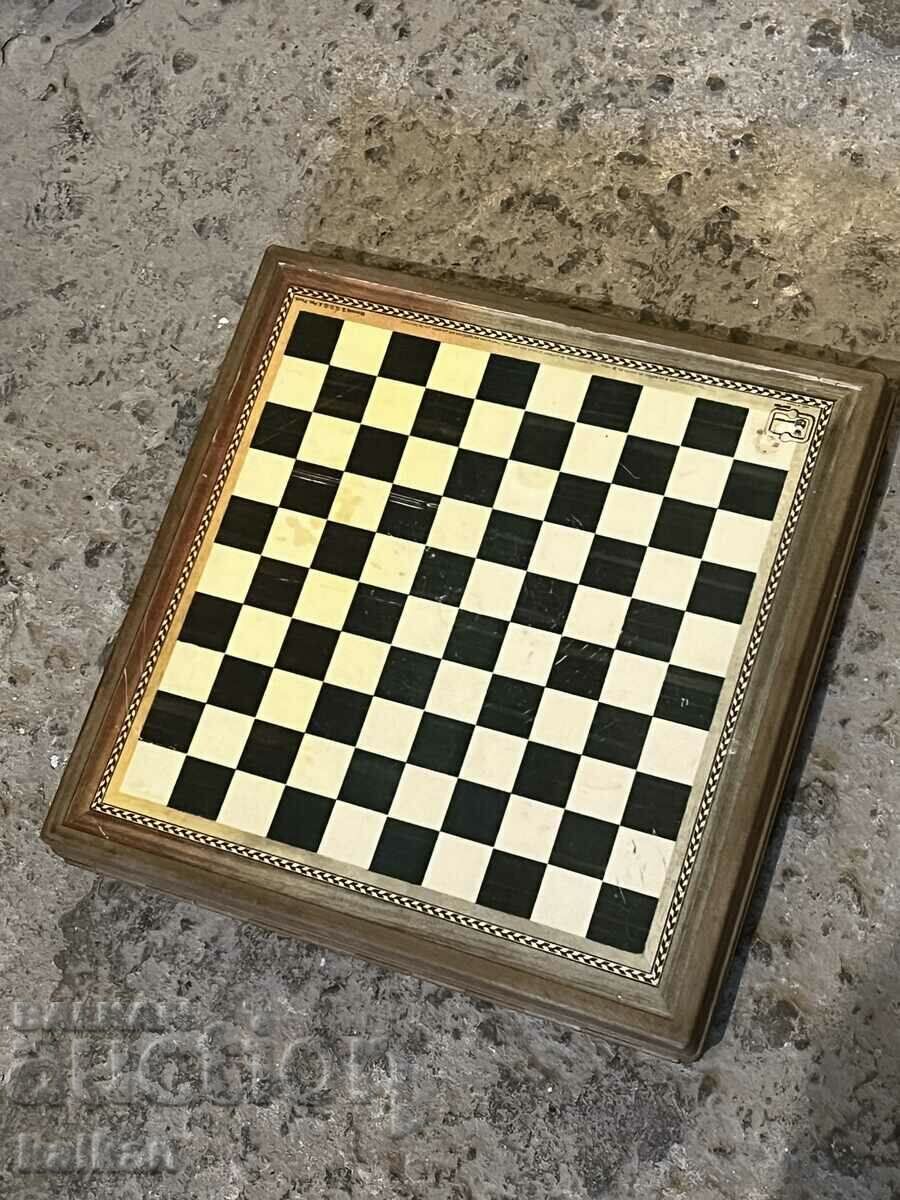 French game box, plastic 34x34 cm. with price 7.00 BGN | € 3.58 French game box, plastic 34x34 cm. with price 7.00 BGN | € 3.58