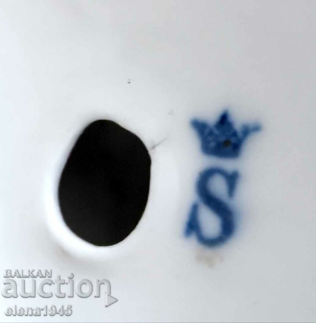 Auction Porcelain candle holders Auction Porcelain candle holders