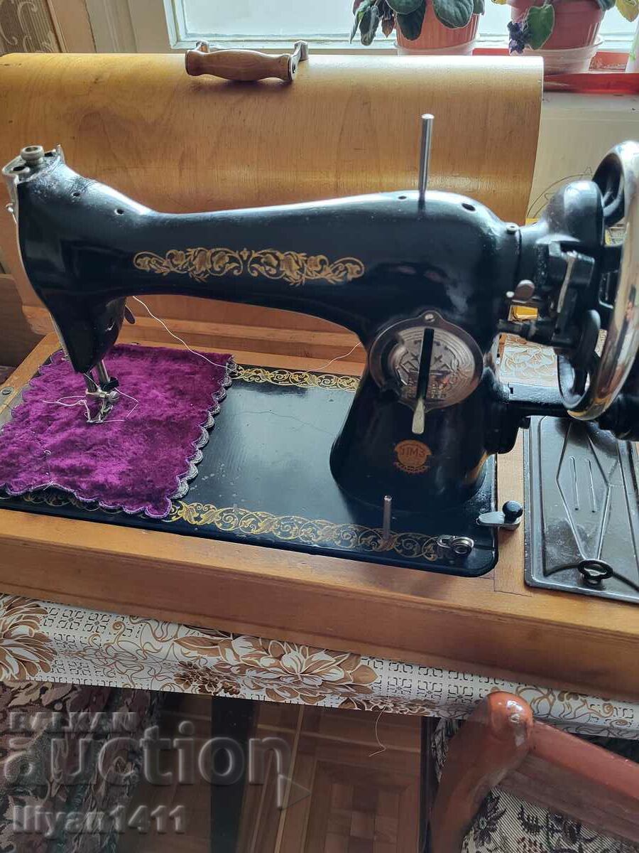 Russian sewing machine