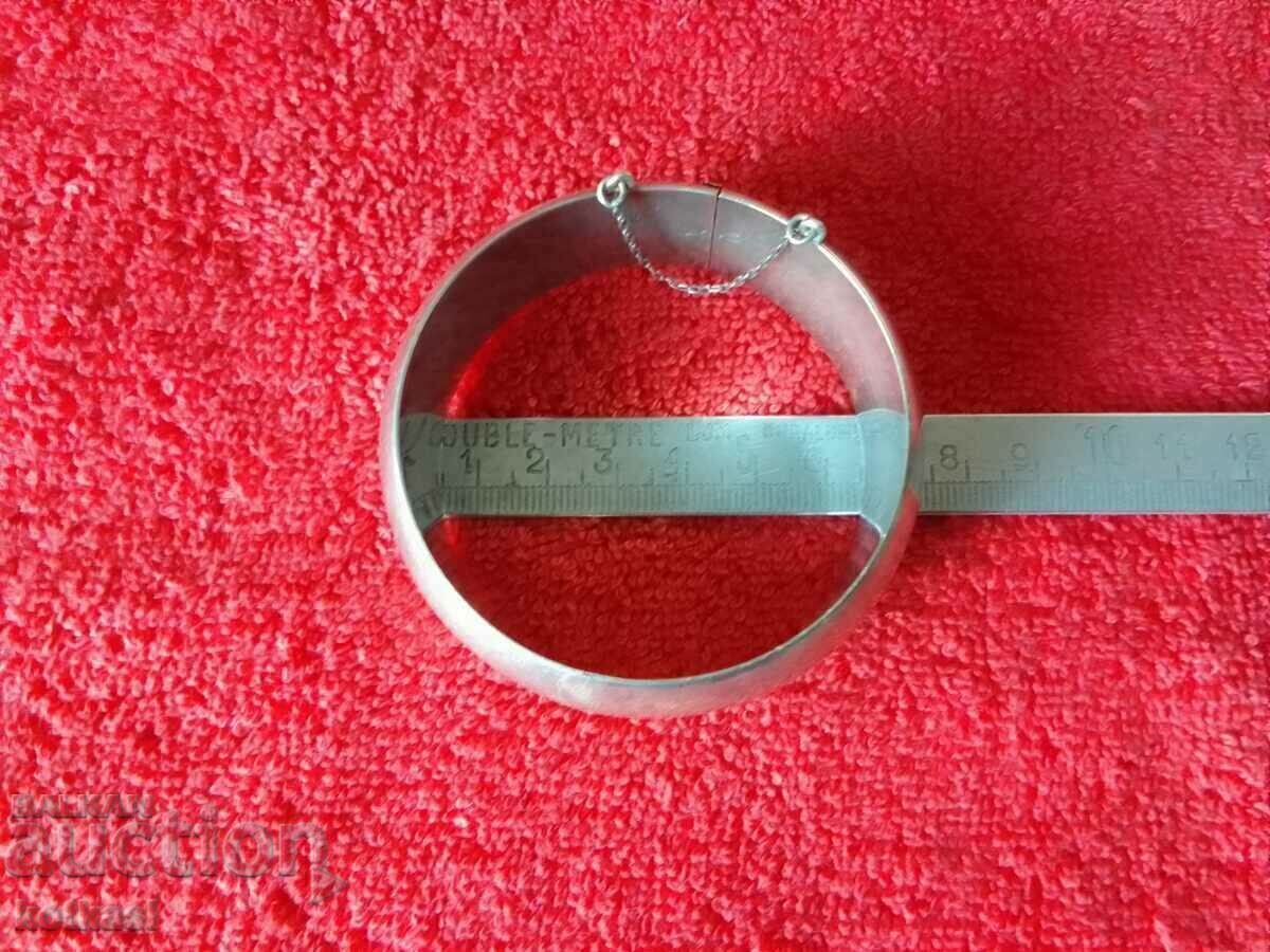 Old silver bracelet, hallmarked 925 Old silver bracelet, hallmarked 925