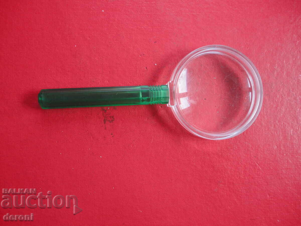 Delivery of German magnifying glass 10