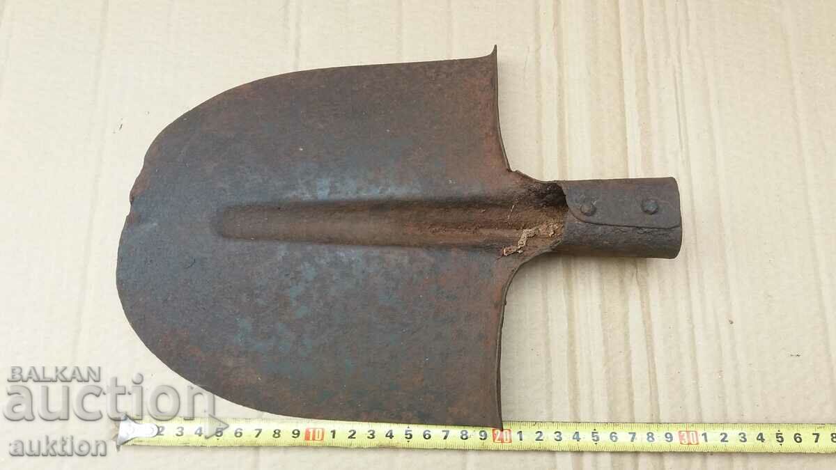 EXCELLENT STRAIGHT SHOVEL - 6 EXCELLENT STRAIGHT SHOVEL - 6