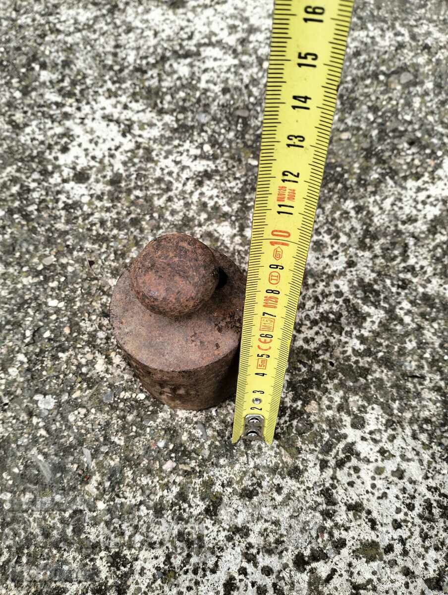 Delivery of Old scale weight