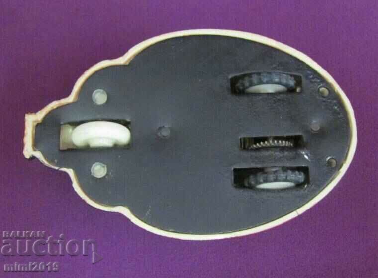 Licitație Jucărie mecanizată pentru copii Vintich din anii '60