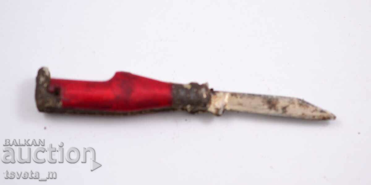 Auction  Small pocket knife - for repairs or parts