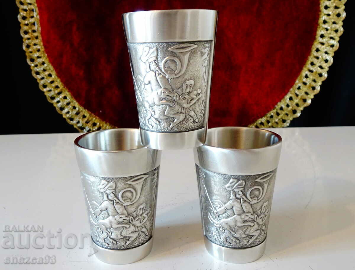 Boar hunting tin cups 3 pieces.. with price 75.00 BGN | € 38.35 Boar hunting tin cups 3 pieces.. with price 75.00 BGN | € 38.35
