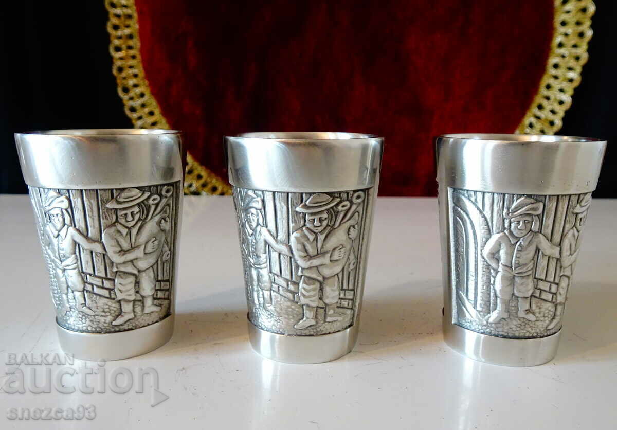 Boar hunting tin cups 3 pieces.. - 5 Boar hunting tin cups 3 pieces.. - 5