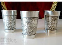 Boar hunting tin cups 3 pieces..