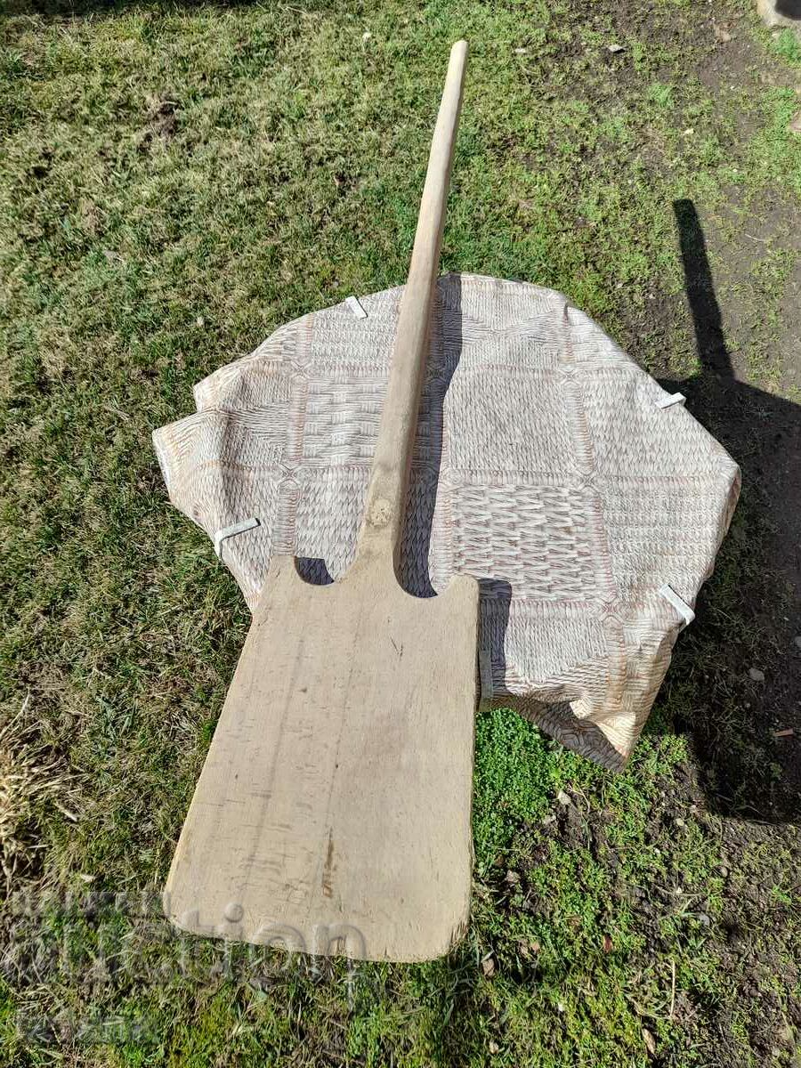 Old bakery shovel, bread shovel with price 90.00 BGN | € 46.02