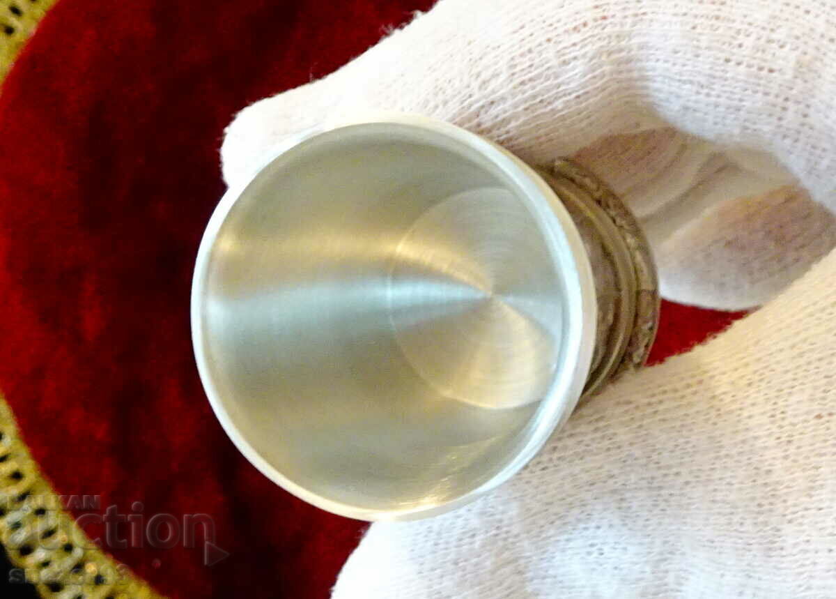 Livrarea Cană de cositor pentru țuică, vânători, poker, cârciumă