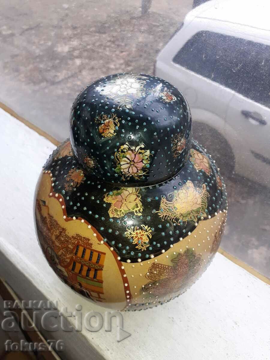 Auction Satsuma Satsuma old large vase jar with lid porcelain Auction Satsuma Satsuma old large vase jar with lid porcelain