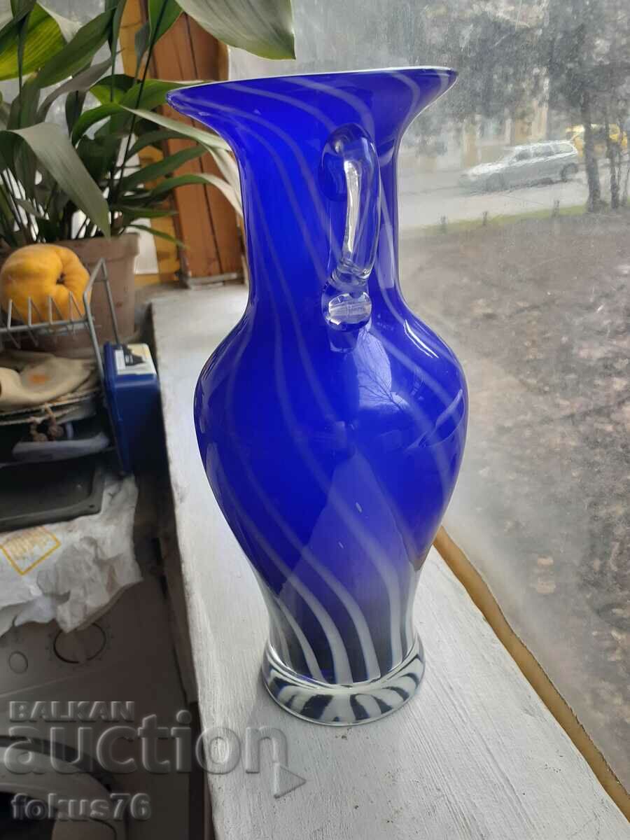 Auction Large blue Murano vase Auction Large blue Murano vase