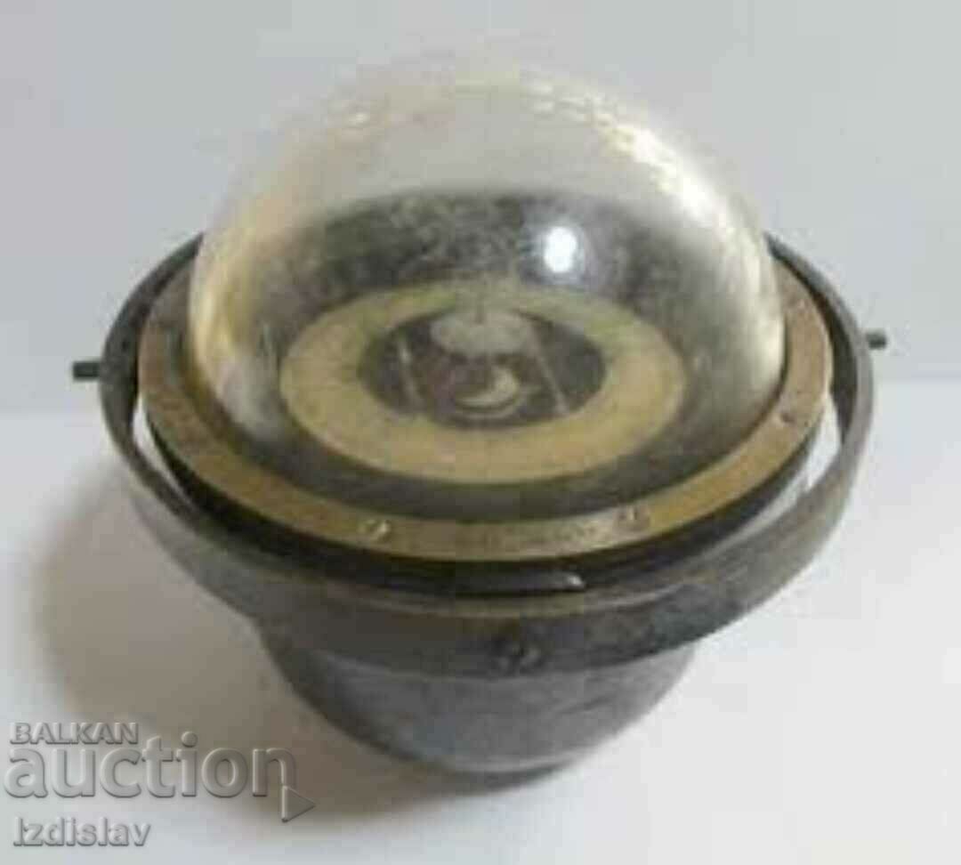 2 pcs glass cupulas with brass for marine compass with price € 240.00 | 469.40 BGN