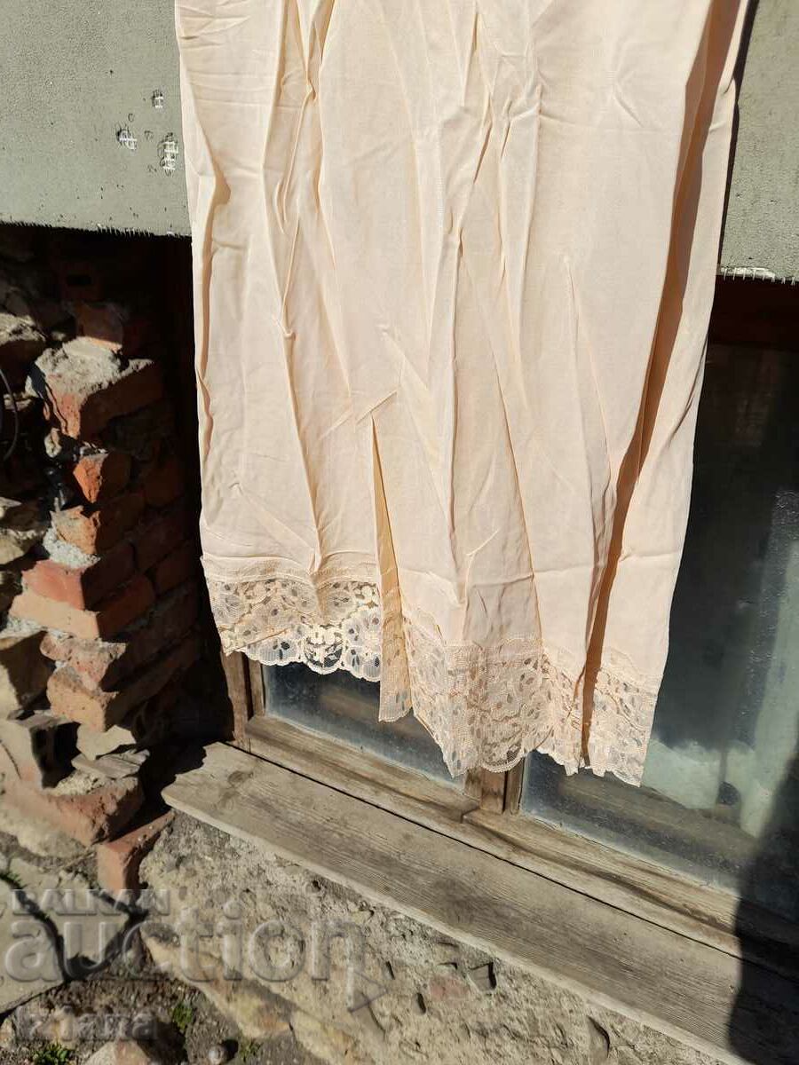 Licitație Salopete bătrâne