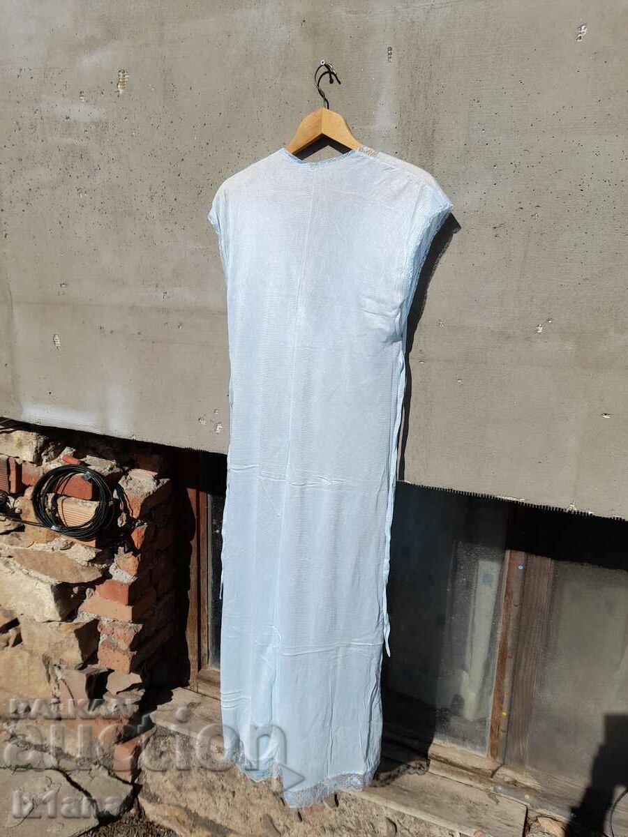 Old lady's nightgown - 7 Old lady's nightgown - 7