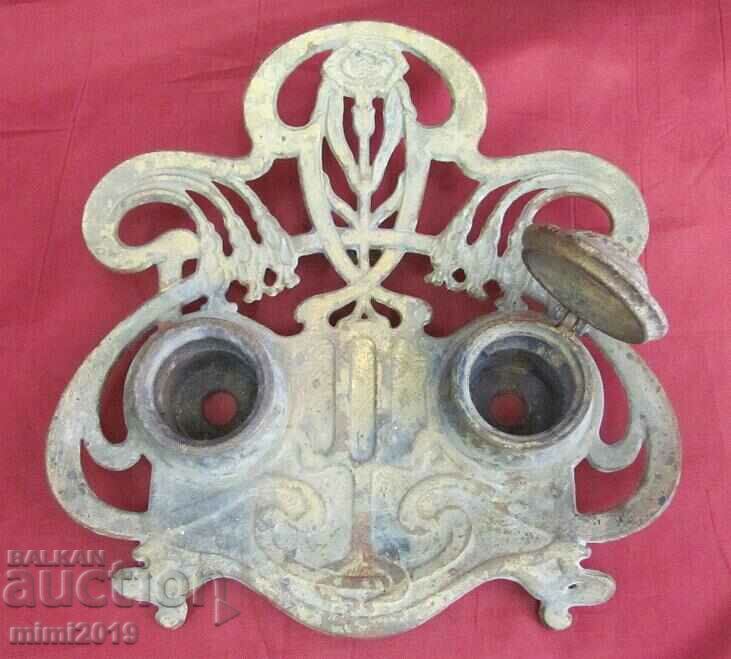 Auction  19th Century Art Nouveau Metal Inkwell
