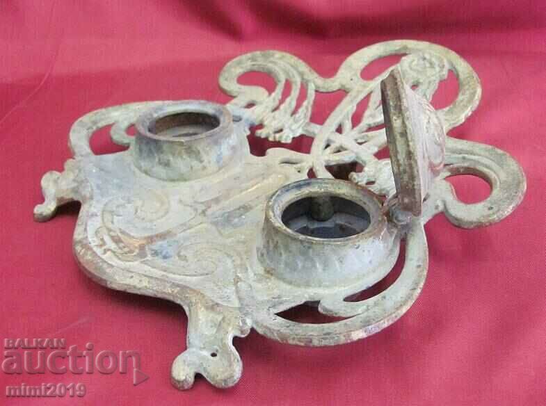 Delivery of 19th Century Art Nouveau Metal Inkwell