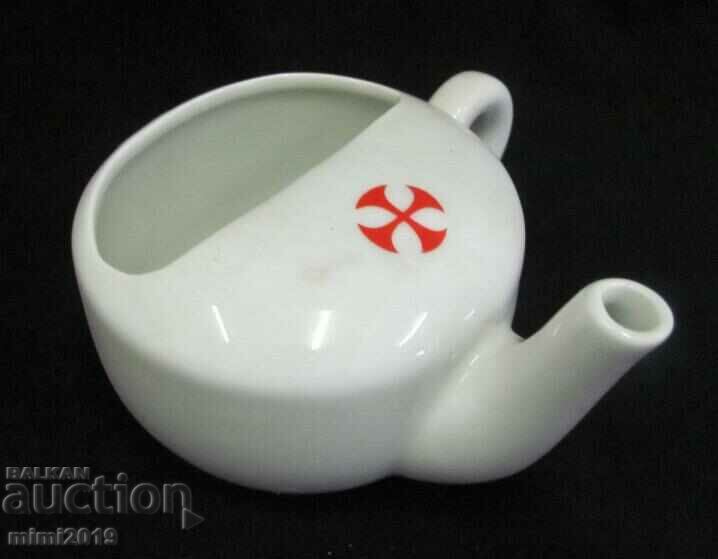 Ιατρικός τροφοδότης πορσελάνης Β' Παγκόσμιου Πολέμου Γερμανία με τιμή 70.00 BGN | € 35.79 Ιατρικός τροφοδότης πορσελάνης Β' Παγκόσμιου Πολέμου Γερμανία με τιμή 70.00 BGN | € 35.79