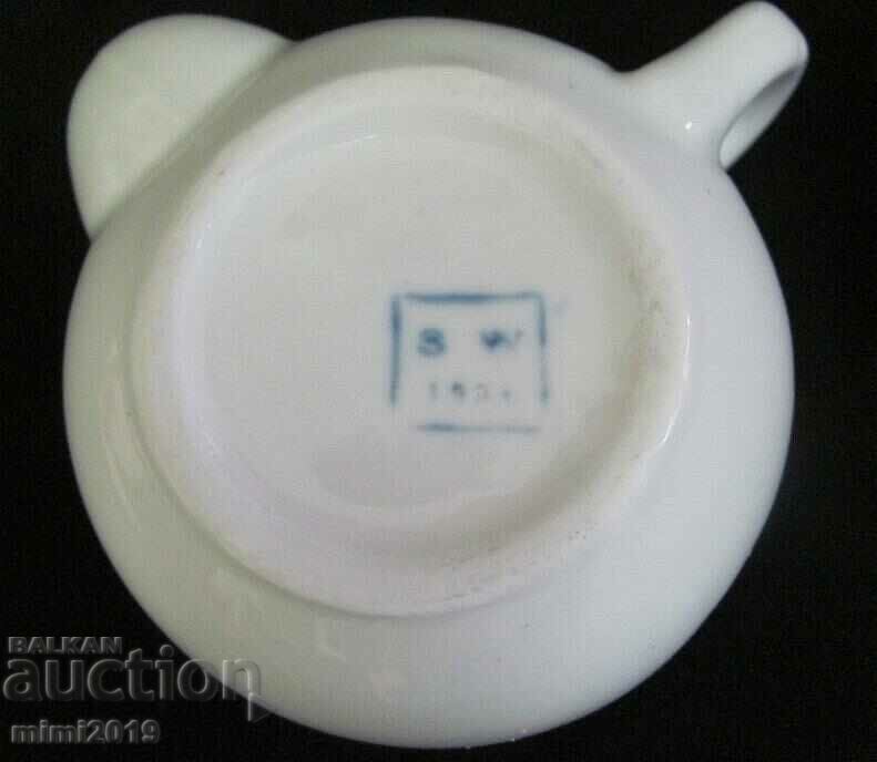 WWII Porcelain Medical Feeder Germany - 7 WWII Porcelain Medical Feeder Germany - 7