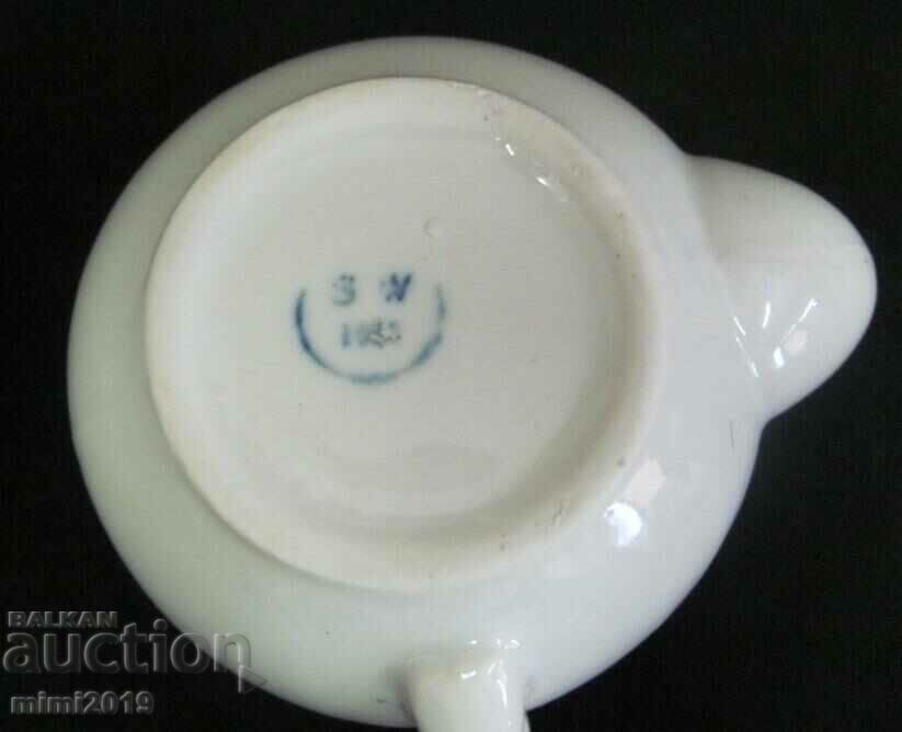 WWII Porcelain Medical Feeder Germany - 7 WWII Porcelain Medical Feeder Germany - 7